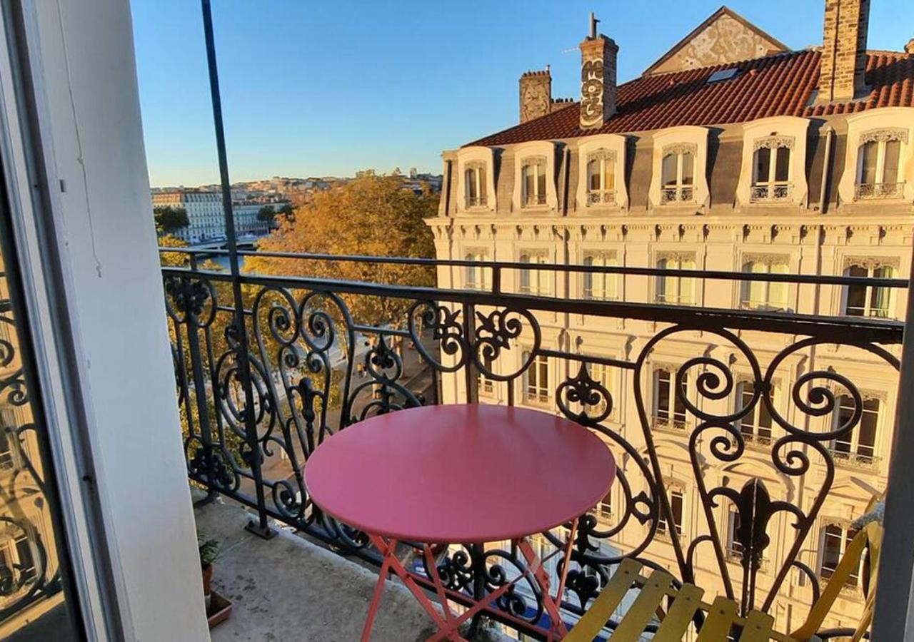 Apartamento Vue Sur Rhone Lyon Exterior foto